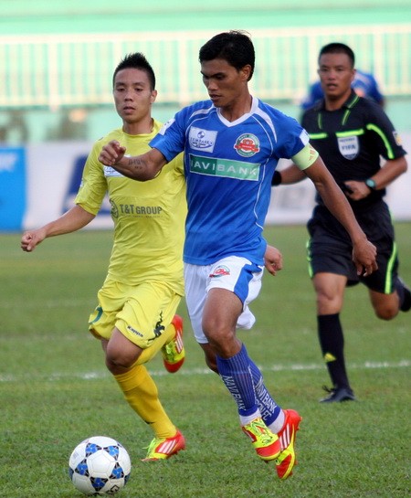 Hà Nội T&T là đội bóng gây thất vọng nhất ở vòng 18 V-League khi để thua bạc nhược 0-2 trước Navibank Sài Gòn.